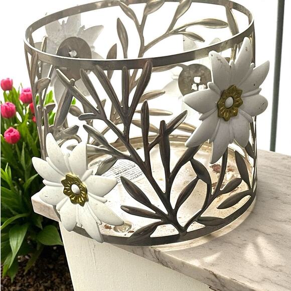 Bath & Body Works 3 Wick Holder Sleeve Wild Flower Metal Silver Gold White Decor - Picture 13 of 13